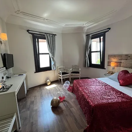 Otel Aspen Kaleiçi 4*