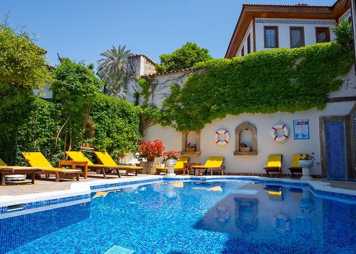 Aspen Kaleiçi Hotel 3*