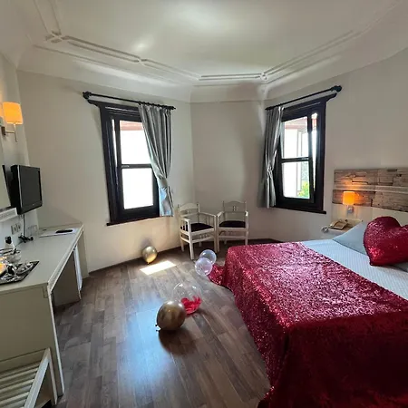Hotel Aspen Kaleici 3*